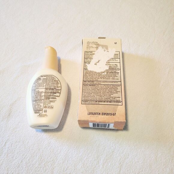 Aveeno Ultra-Calming Daily Moisturizer Sunscreen SPF 4 OZ Discontinued - Picture 2 of 3